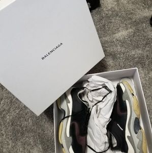 Balenciaga triple s 2.0 Bordeaux